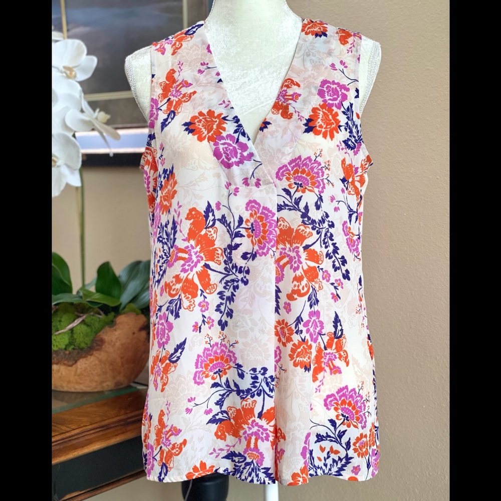 Rose & Olive floral sleeveless blouse, Medium